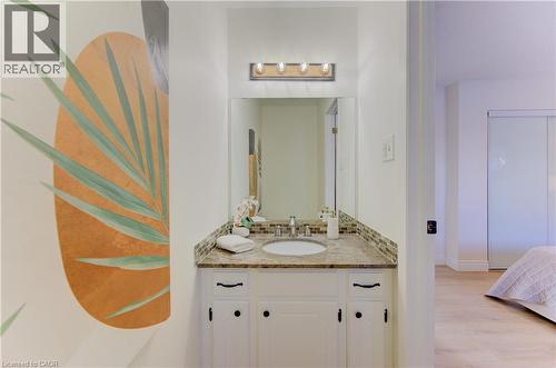 322 Daleview Place, Waterloo, ON - Indoor Photo Showing Bathroom