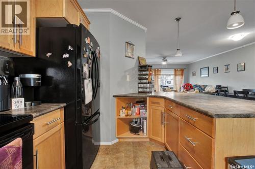 204 110 Shillington Crescent, Saskatoon, SK - Indoor Photo Showing Kitchen