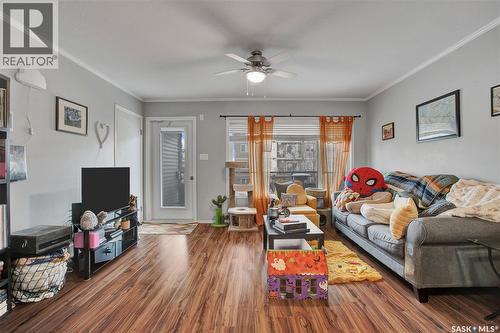204 110 Shillington Crescent, Saskatoon, SK - Indoor Photo Showing Living Room