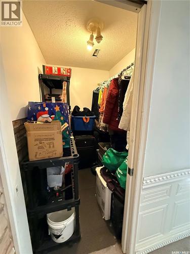 1322 Junor Avenue, Saskatoon, SK - Indoor