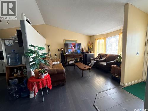 1322 Junor Avenue, Saskatoon, SK - Indoor Photo Showing Other Room