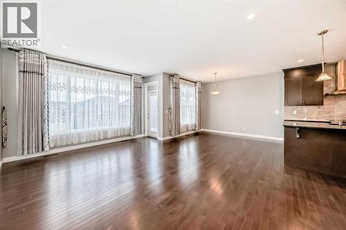 88 Nolanhurst Crescent Nw, Calgary, AB - Indoor Photo Showing Kitchen