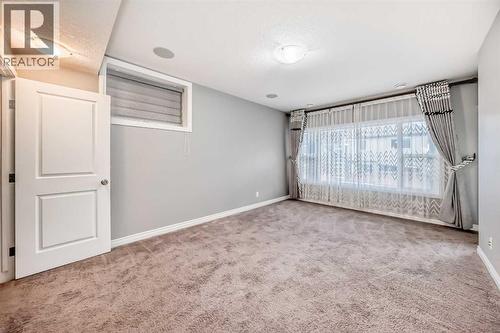88 Nolanhurst Crescent Nw, Calgary, AB - Indoor Photo Showing Other Room