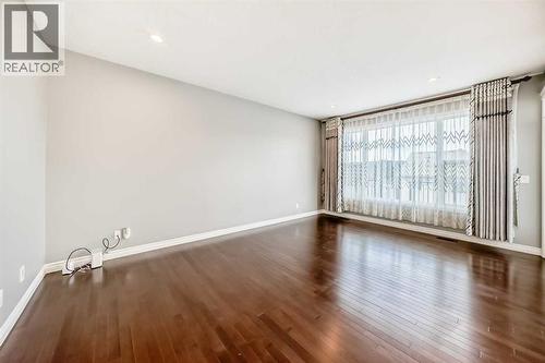 88 Nolanhurst Crescent Nw, Calgary, AB - Indoor Photo Showing Other Room