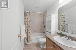 Basement full 4 pc bathroom. - 