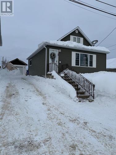 60 WENDE AVENUE  Timmins (Ts - Sw), ON P4N 3E2