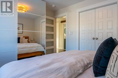 704 Francis Road, Burlington, ON - Indoor Photo Showing Bedroom