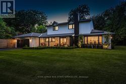 169 OAKES DRIVE  Mississauga, ON L5G 3M2