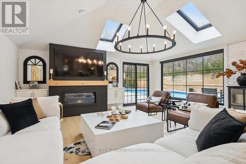 169 Oakes Drive, Mississauga, ON - Indoor Photo Showing Living Room With Fireplace