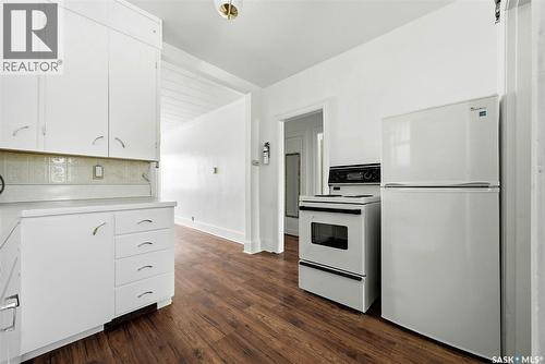 1421 Princess Street, Regina, SK - Indoor Photo Showing Kitchen