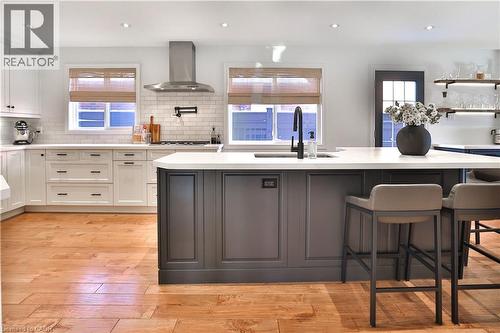 565 Harmony Avenue, Burlington, ON - Indoor Photo Showing Kitchen With Upgraded Kitchen