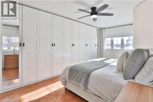 565 Harmony Avenue, Burlington, ON - Indoor Photo Showing Bedroom