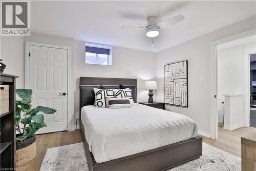 565 Harmony Avenue, Burlington, ON - Indoor Photo Showing Bedroom