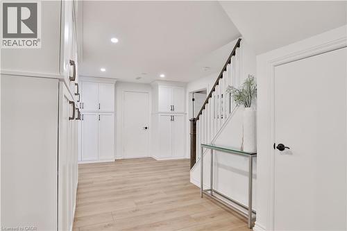565 Harmony Avenue, Burlington, ON - Indoor Photo Showing Other Room