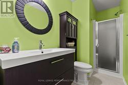 Main Level Full Bathroom - 
