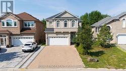 104 MELBOURNE DRIVE  Richmond Hill, ON L4S 2G7
