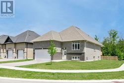 51 NATURES TRAIL  Wasaga Beach, ON L9Z 0H4