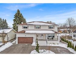 19 FRYER  Amherstburg, ON N9V 2L5