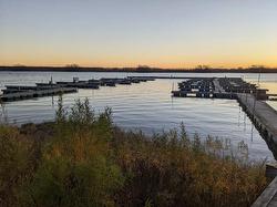 1re Rue  Saint-Paul-De-L'Île-Aux-Noix, QC J0J 1G0