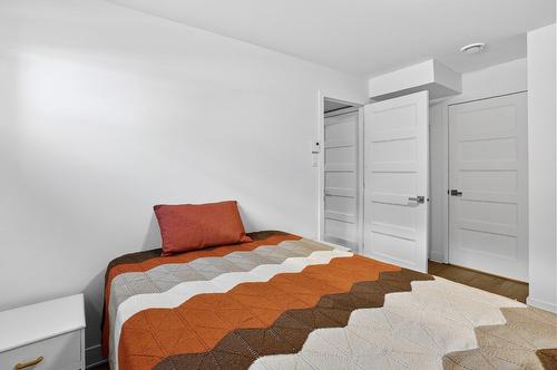 Chambre à coucher - 194 Rue Cuthbert, Berthierville, QC - Indoor Photo Showing Bedroom