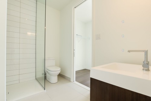 Salle de bains attenante à la CCP - 3310-1155 Rue De La Montagne, Montréal (Ville-Marie), QC - Indoor Photo Showing Bathroom