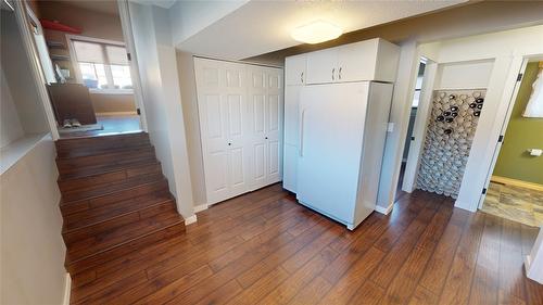 325 4Th Avenue, Kimberley, BC - Indoor Photo Showing Other Room