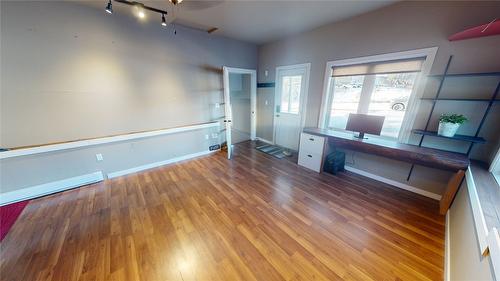 325 4Th Avenue, Kimberley, BC - Indoor Photo Showing Other Room