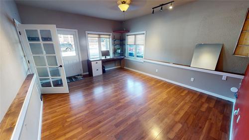 325 4Th Avenue, Kimberley, BC - Indoor Photo Showing Other Room