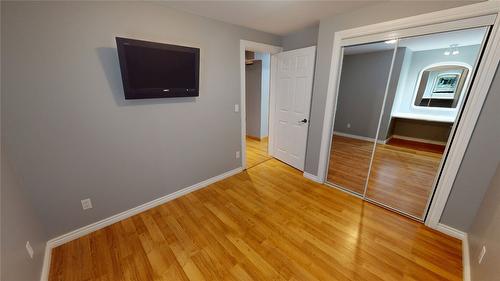 325 4Th Avenue, Kimberley, BC - Indoor Photo Showing Other Room