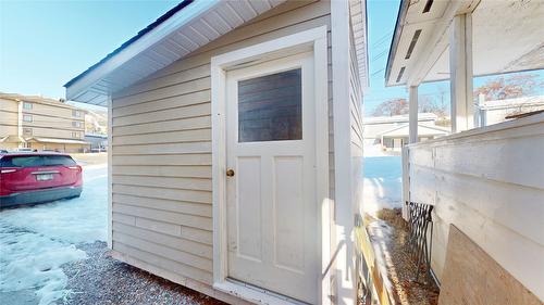 325 4Th Avenue, Kimberley, BC - Outdoor With Exterior