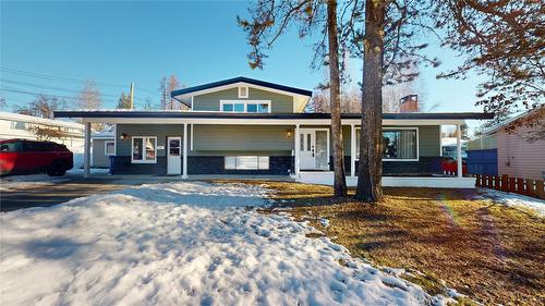 325 4Th Avenue, Kimberley, BC - Outdoor With Facade