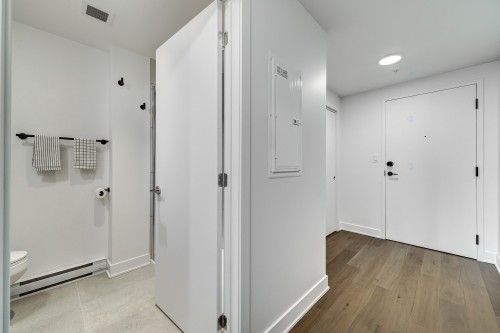 Mud Room - 620-7227 Boul. Newman, Montréal (Lasalle), QC - Indoor Photo Showing Other Room