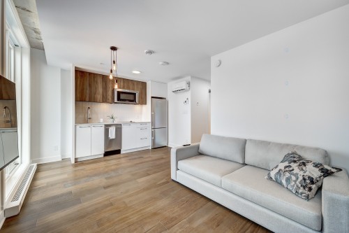 Living Room - 620-7227 Boul. Newman, Montréal (Lasalle), QC - Indoor