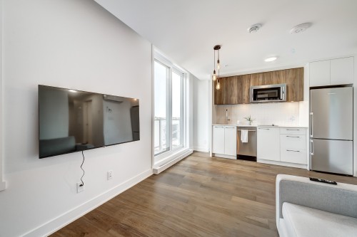 Living Room - 620-7227 Boul. Newman, Montréal (Lasalle), QC - Indoor Photo Showing Kitchen