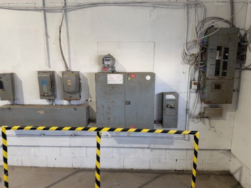 Entrepôt - 167  - 169 Ch. Des Commissaires, L'Assomption, QC - Indoor Photo Showing Garage