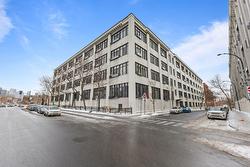 201-765 Rue Bourget  Montréal (Le Sud-Ouest), QC H4C 0A5