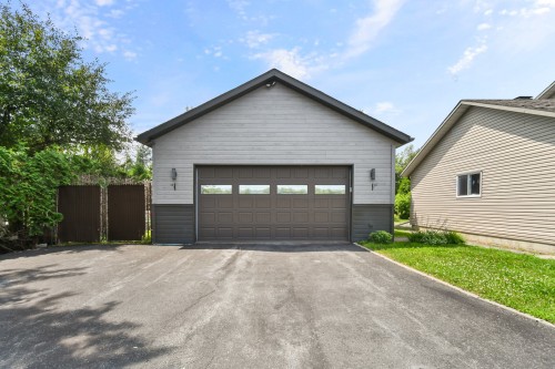 Garage - 300Z Route 335, Saint-Lin/Laurentides, QC - Outdoor