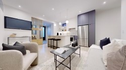 Lower-82 Gough Avenue  Toronto, ON M4K 3N8