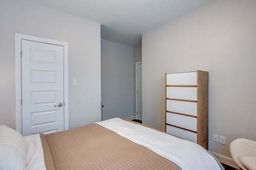 Chambre à coucher principale - 310-1450 Av. De Rochechouart, Saint-Jérôme, QC - Indoor Photo Showing Bedroom