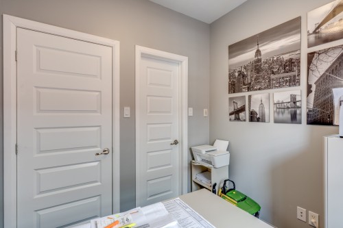 Bureau - 310-1450 Av. De Rochechouart, Saint-Jérôme, QC - Indoor