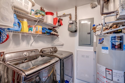 Salle de lavage - 310-1450 Av. De Rochechouart, Saint-Jérôme, QC - Indoor Photo Showing Laundry Room