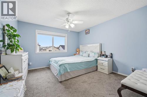 131 San Fernando Crescent Ne, Calgary, AB - Indoor Photo Showing Bedroom