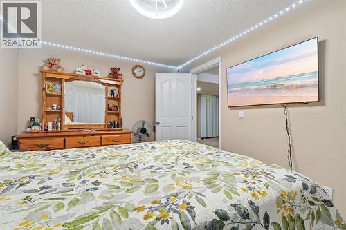 131 San Fernando Crescent Ne, Calgary, AB - Indoor Photo Showing Bedroom