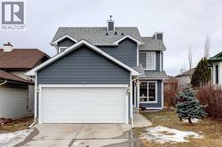 135 Coverdale Court NE  Calgary, AB T3K 4J7