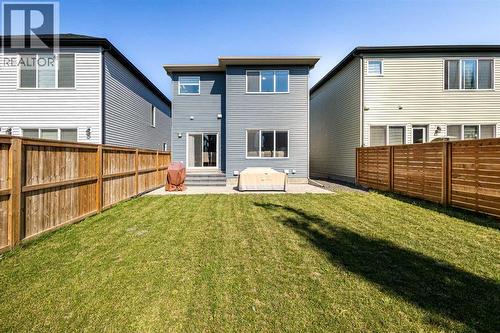 33 Walcrest Way Se, Calgary, AB - Outdoor