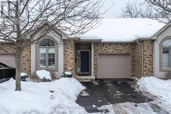 20 - 4399 MONTROSE ROAD  Niagara Falls, ON L2E 5B3