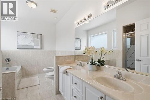 593 Rymal Road W, Hamilton, ON - Indoor Photo Showing Bathroom