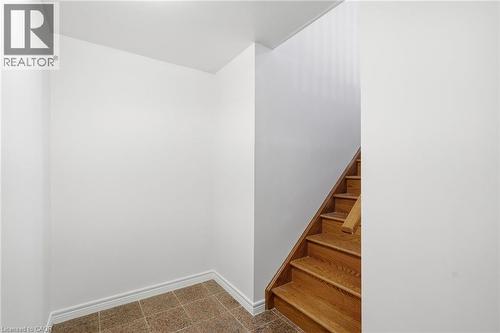 593 Rymal Road W, Hamilton, ON - Indoor Photo Showing Other Room