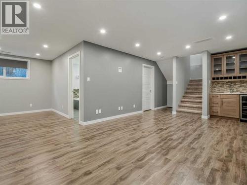 98 Moonlight Boulevard W, Lethbridge, AB - Indoor Photo Showing Other Room