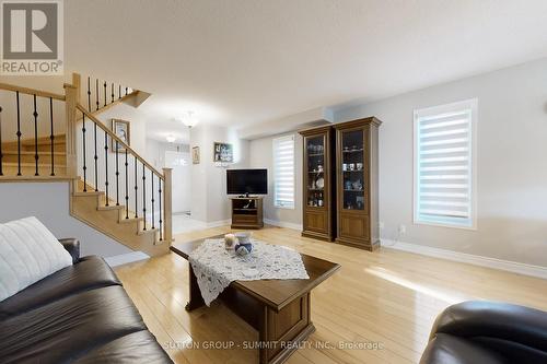 1249 Foxglove Place, Mississauga, ON - Indoor Photo Showing Living Room
